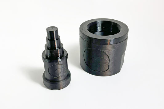 This Wheel Hub Axle Removal Tool + Hub Support kit will help you remove the axle from your wheel hub when proceeding with your hub maintenance.