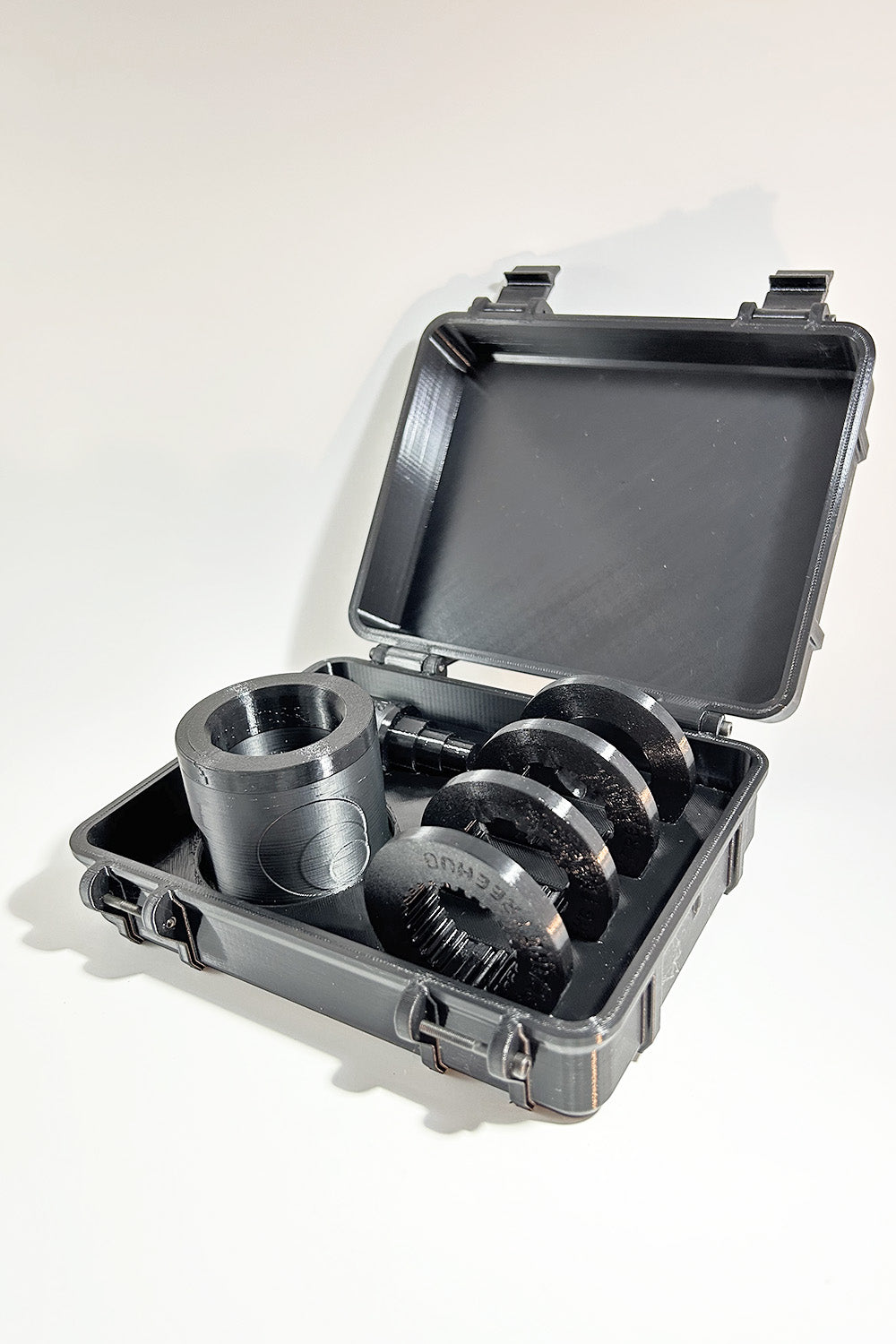 Our high impact resistance and quality 3D printed Wheel Hub Axle Removal Tool & Hub Support kit is available with an optional Toolbox Case!