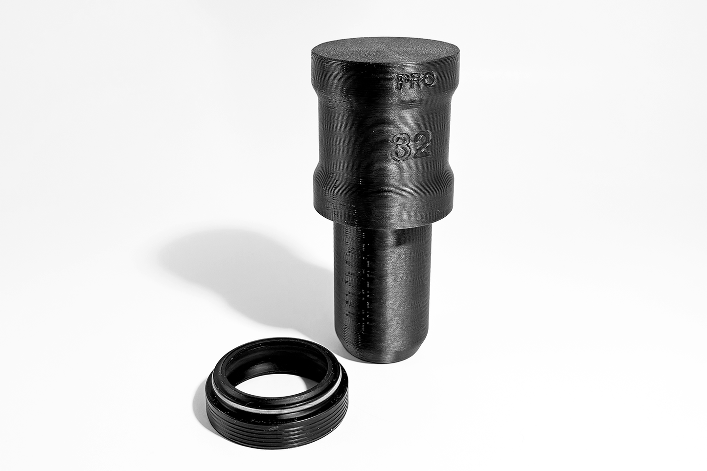 High-Performance 32mm Fork Seal Press - PRO Series for Intensive Maintenance.